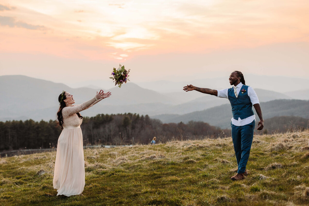Max-Patch-Sunset-Mountain-Elopement-127