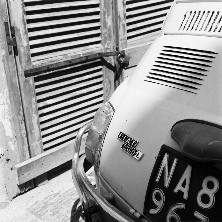 black and white photo of fiat 500