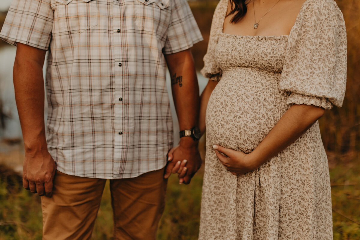 janelle-aloi-maternity-photography-Castellanos-pregnancy-44