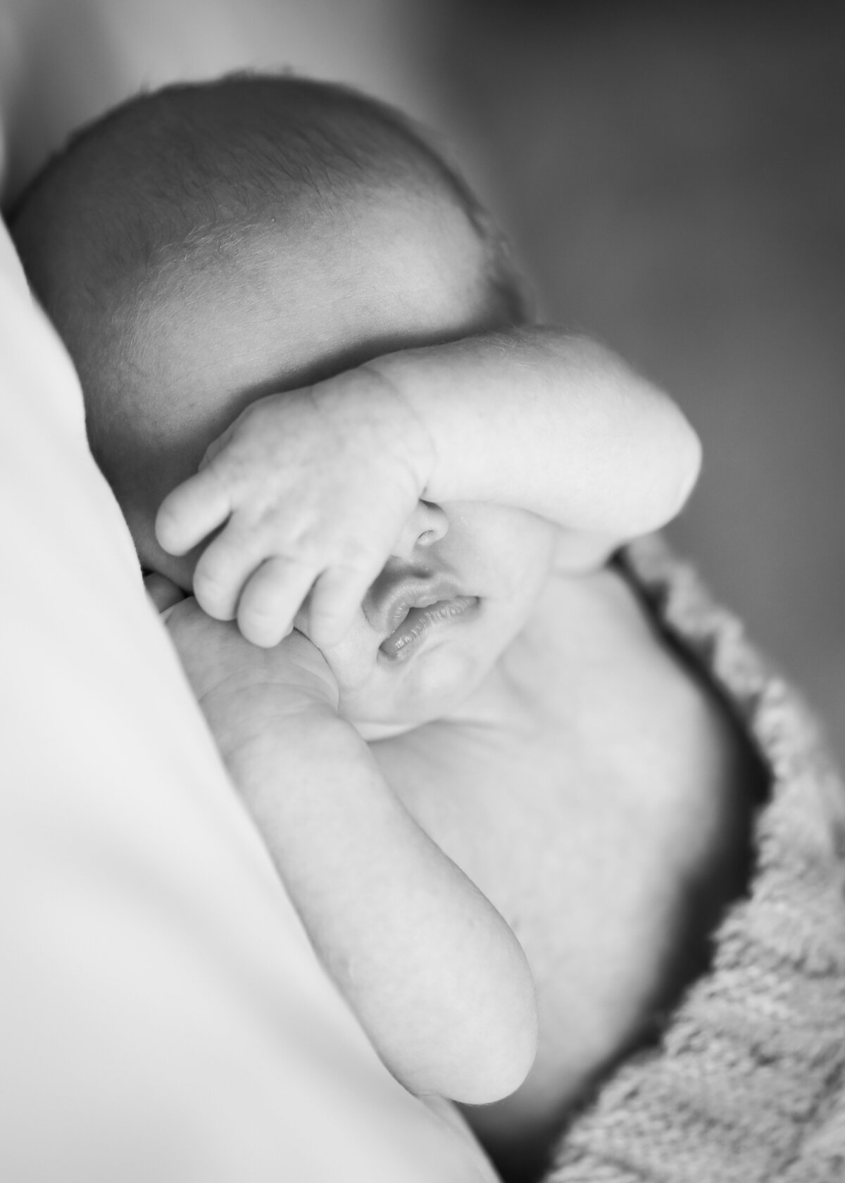 Vanessa is an experienced newborn photographer based outside of Haslemere in Surrey.