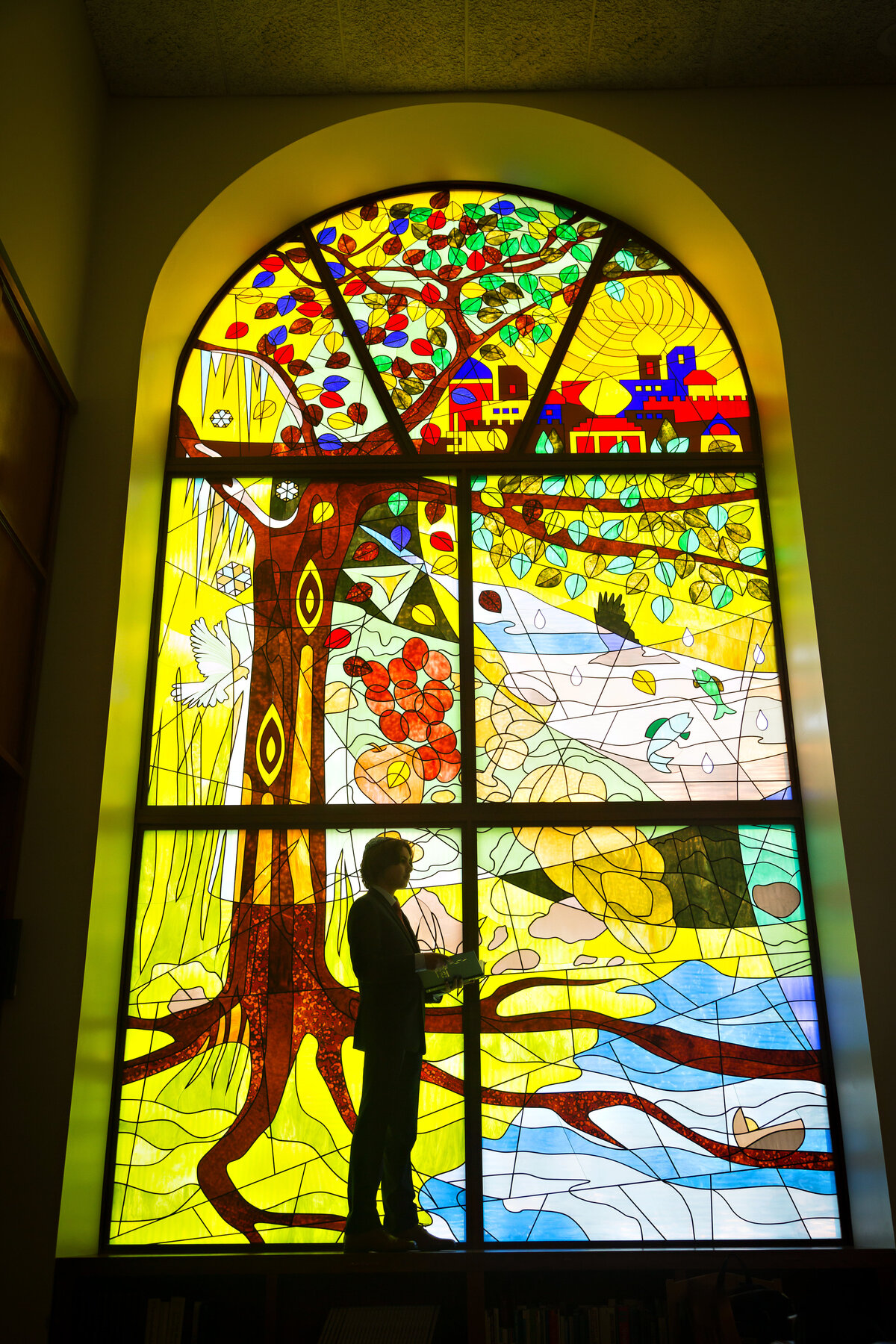 stained-glass-window-temple-beth-chaim-princeton