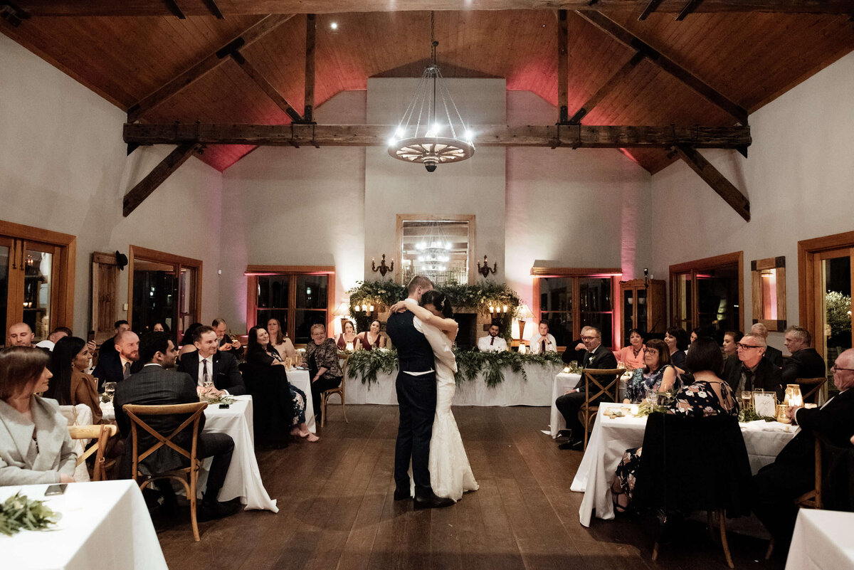 Images-by-Kevin-Southern-Highlands-Wedding-Centennial-Vineyards-First-Dance-1