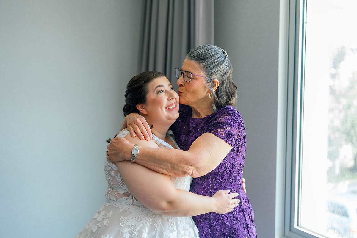 Eliana-Melmed-Photography-Chicago-LosAngeles-Jewish-WeddingPhotography-ElianaSklar-EilanaReady-00059