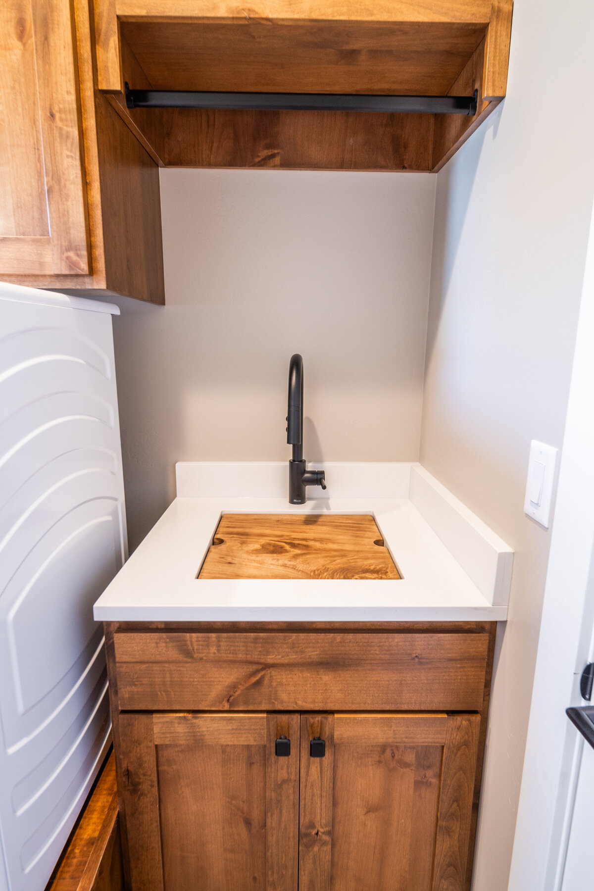 new-house-laundry-sink
