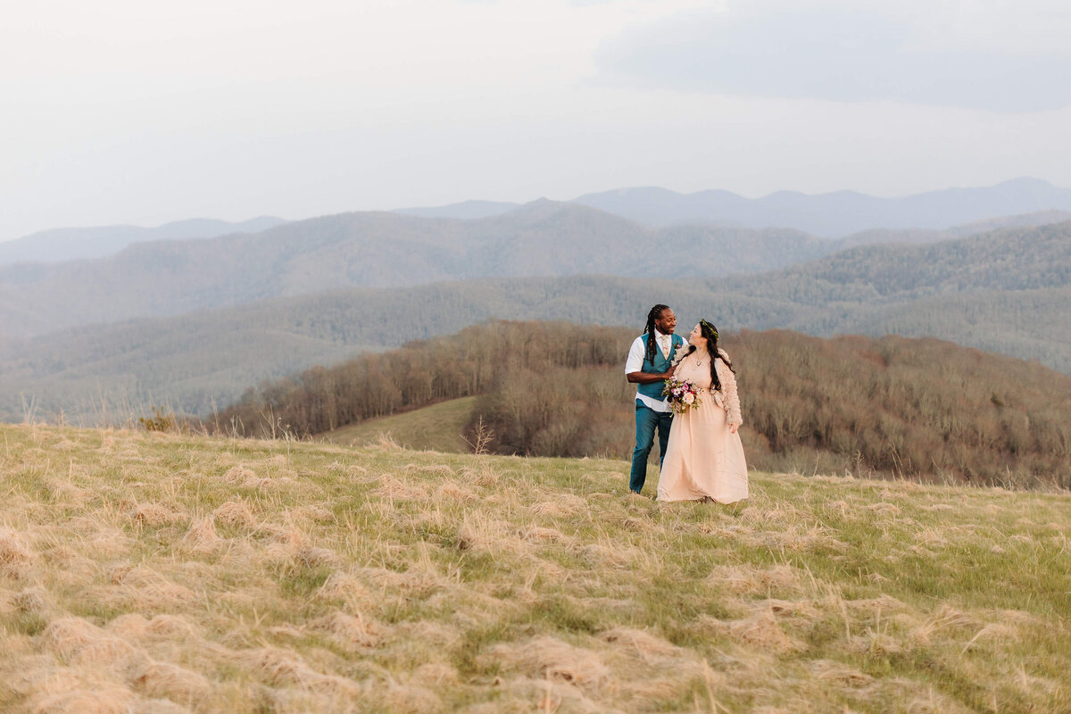 Max-Patch-Sunset-Mountain-Elopement-145