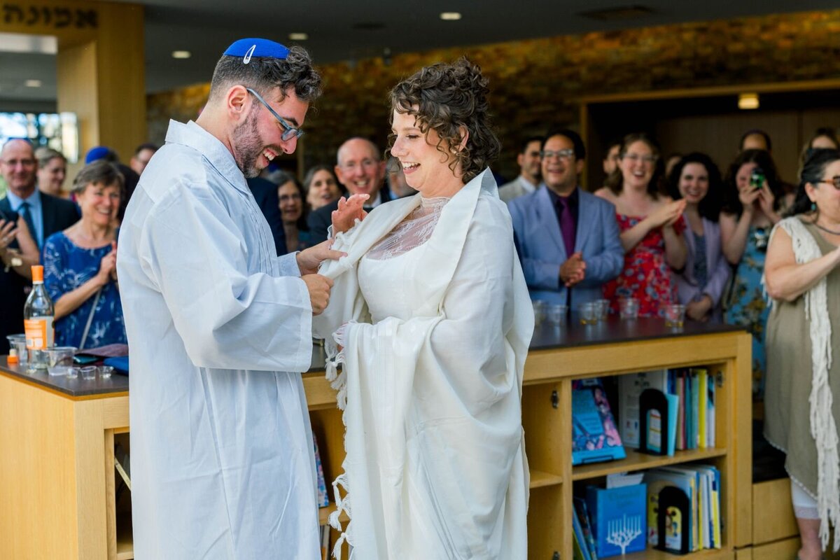 Eliana-Melmed-Photography-Chicago-LosAngeles-Jewish-WeddingPhotography-ShulaNoah-Tisch-00242