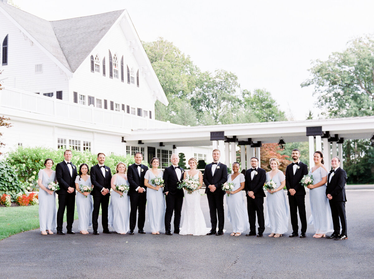 Ryland-Inn-Whitehouse-Station-NJ-Fall-Inspired-Wedding-Romantic-and-luxury-wedding-photography-044