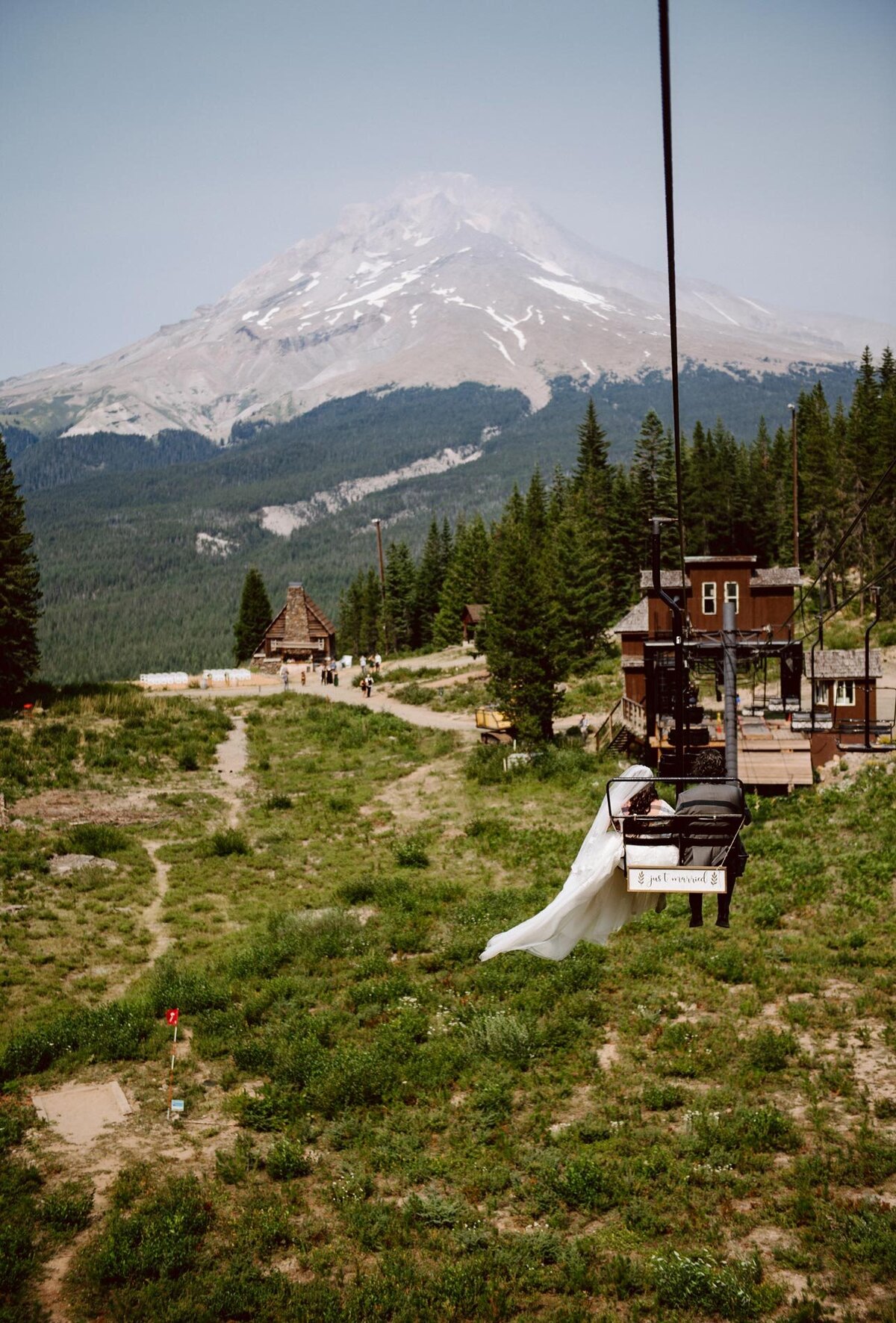 Mount Hood Skibowl wedding