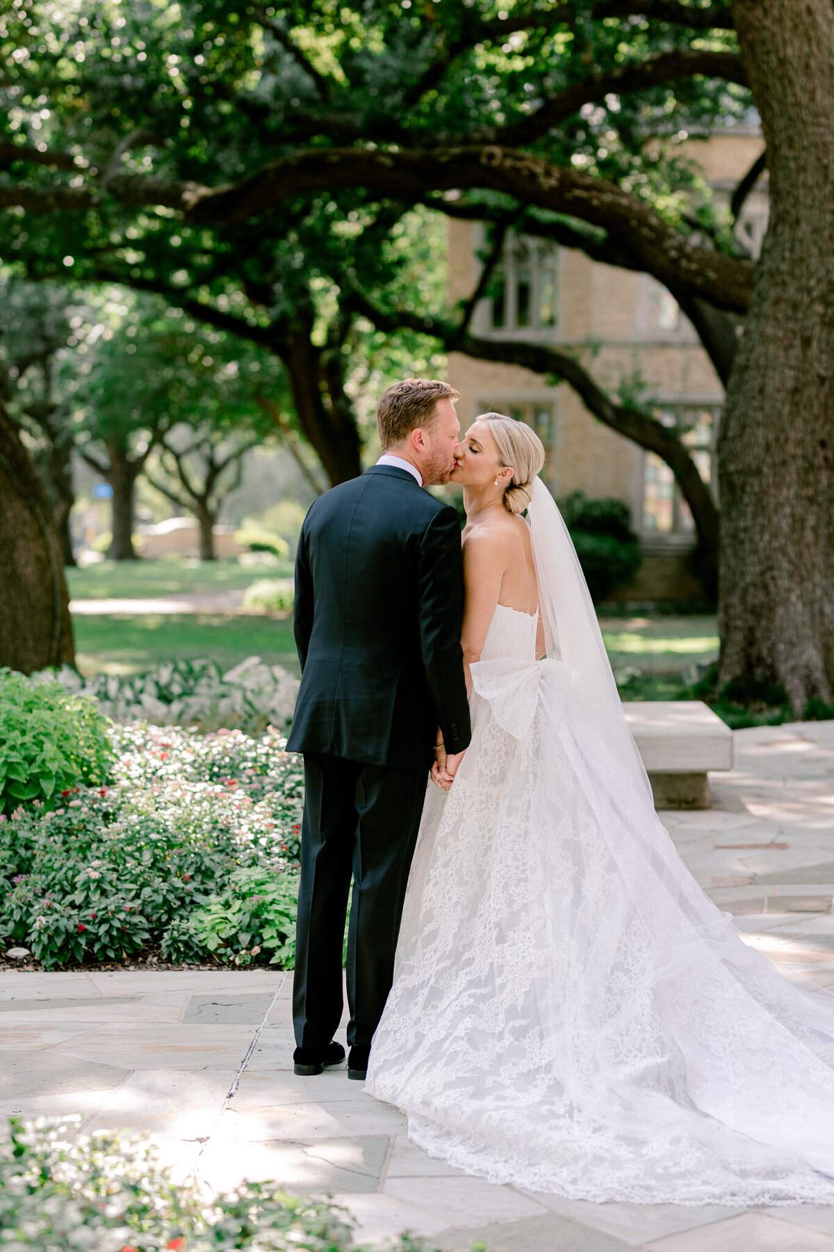 Katelyn & Kyle's Wedding at the Adolphus Hotel | Dallas Wedding Photographer | Sami Kathryn Photography-5