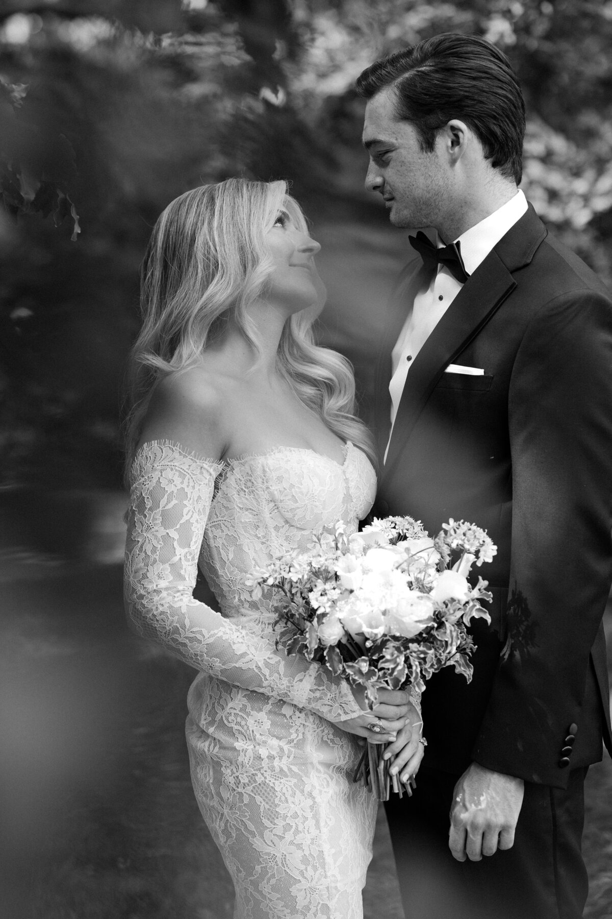 18 Ashley and Skyler Wedding previews-44