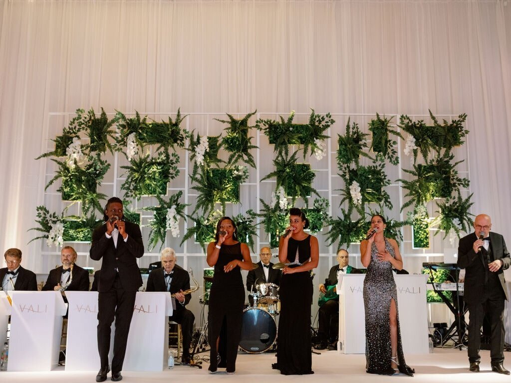 Wedding Singers Performance