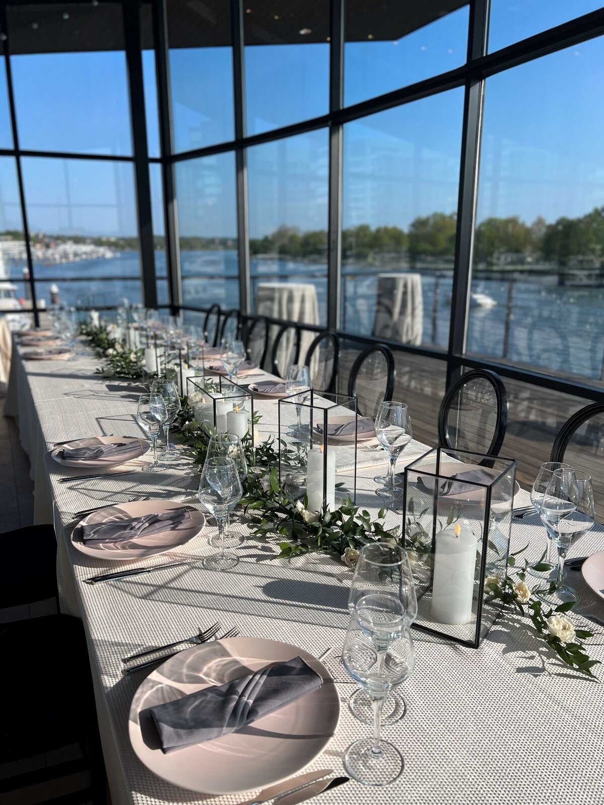 Event-Planning-DC-Wedding-Tablescape-Reception-Dockmaster-Bldg-The-Wharf-DC-EPDC-Photo-