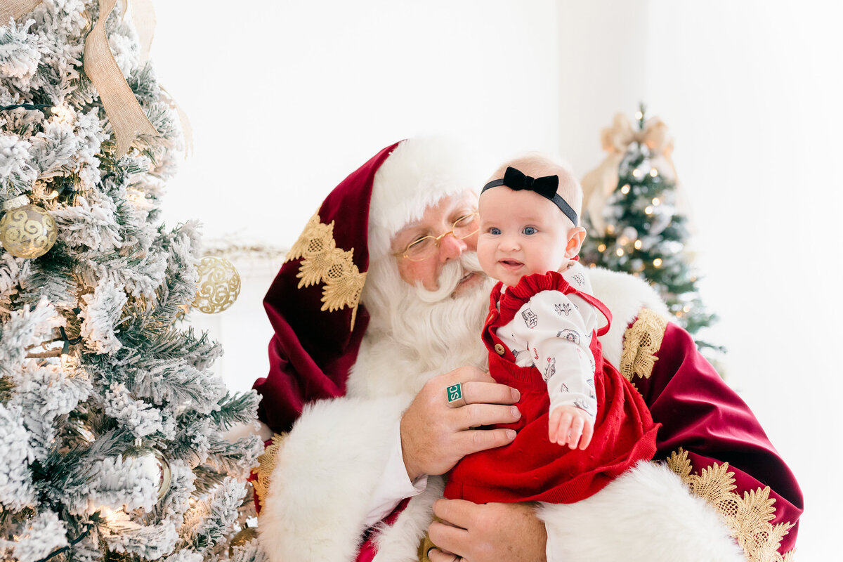 AllieBlaylockPhotographySanta38resized