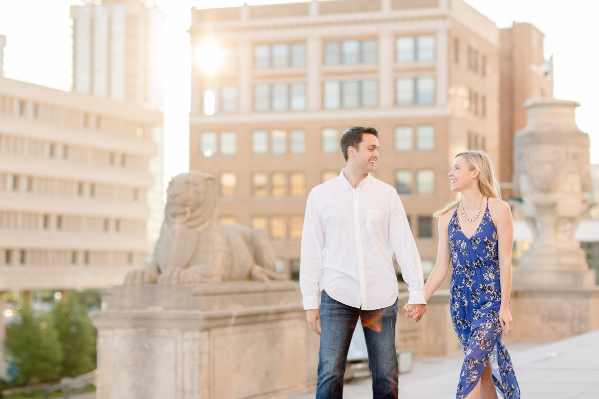 Indianapolis War Memorial Downtown Engagement Session Sunrise Sami Renee Photography-24