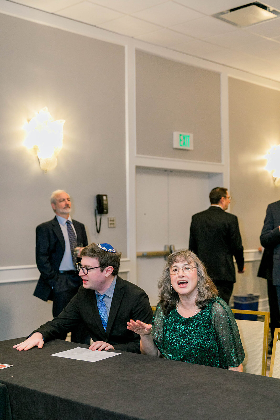 Eliana-Melmed-Photography-Chicago-LosAngeles-Jewish-WeddingPhotography-Tisch-00024