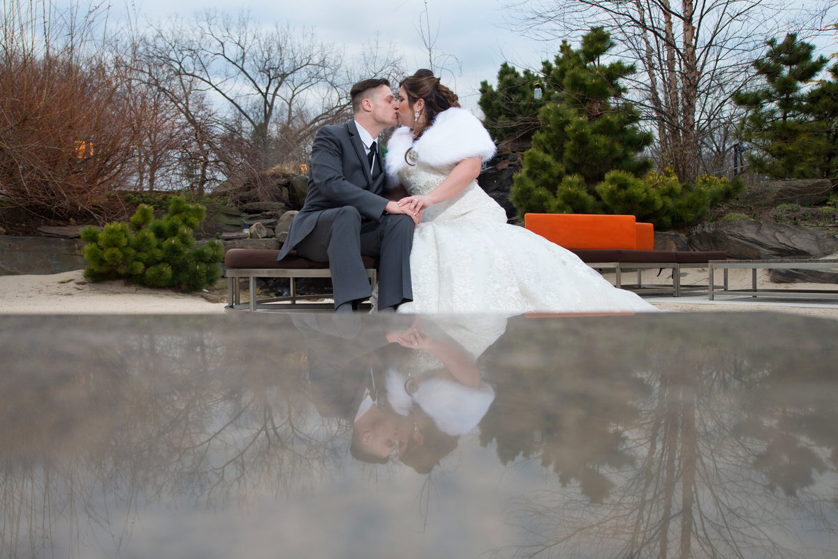 Winter wedding at Crest Hollow Country Club
