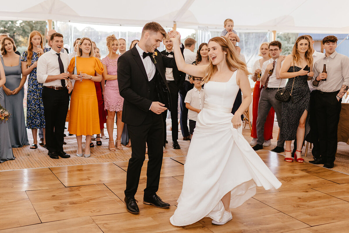 suffolk-wedding-photographer-marqueewedding100