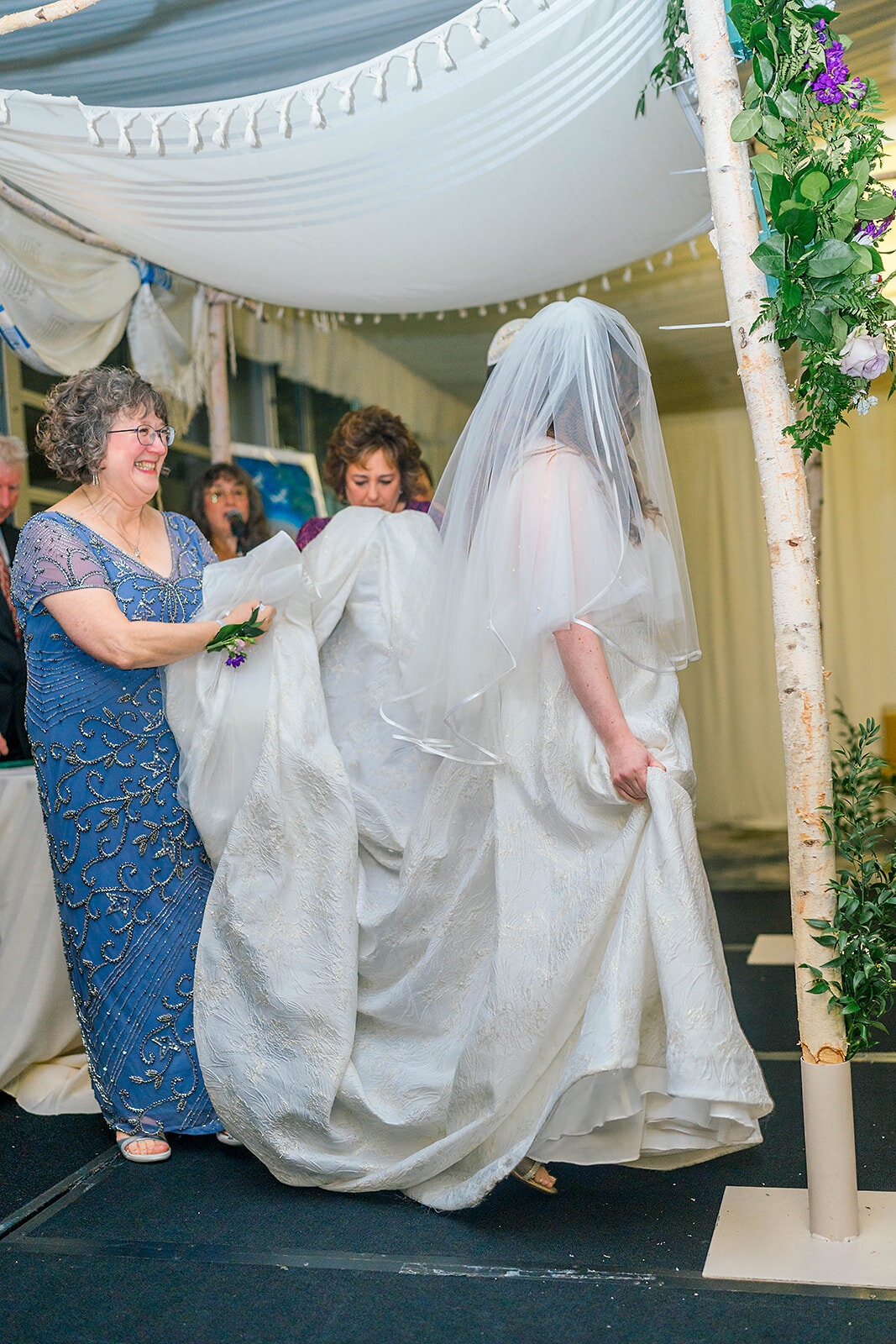 Eliana-Melmed-Photography-Chicago-LosAngeles-Jewish-WeddingPhotography-Chuppah-00108