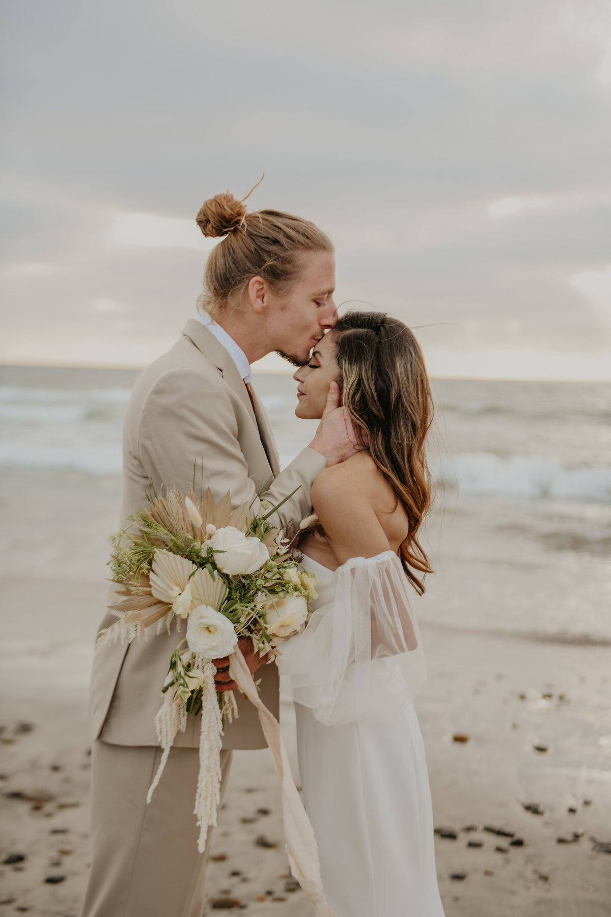 Beach_elopement_Grit_trulygracephotography_March_2022-11