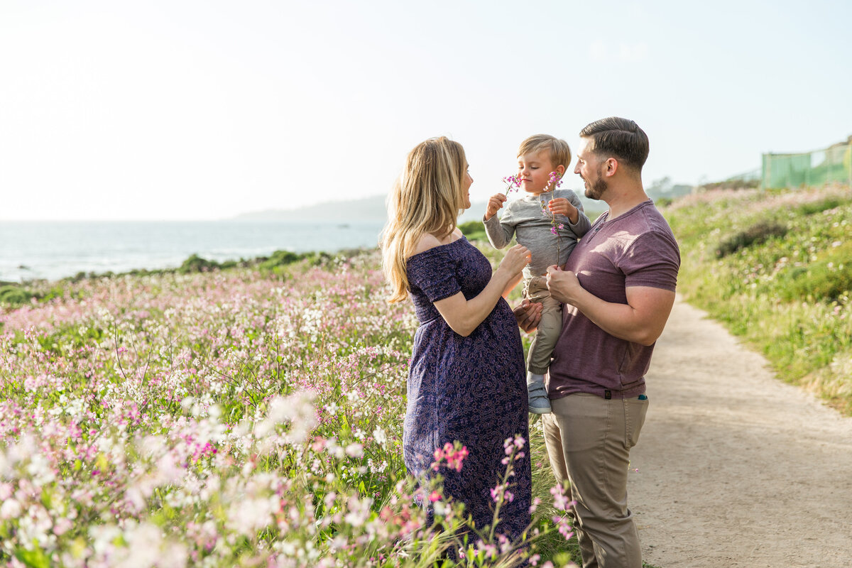 Family pregnancy photography in Carmel