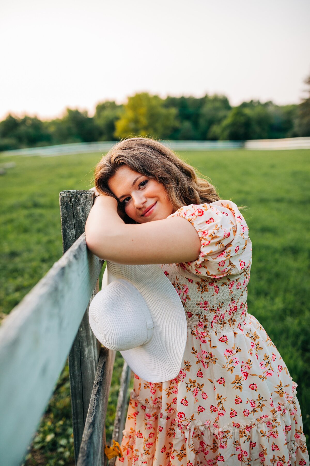 Golden-Hour-Senior-Portraits-Hartford-WI3