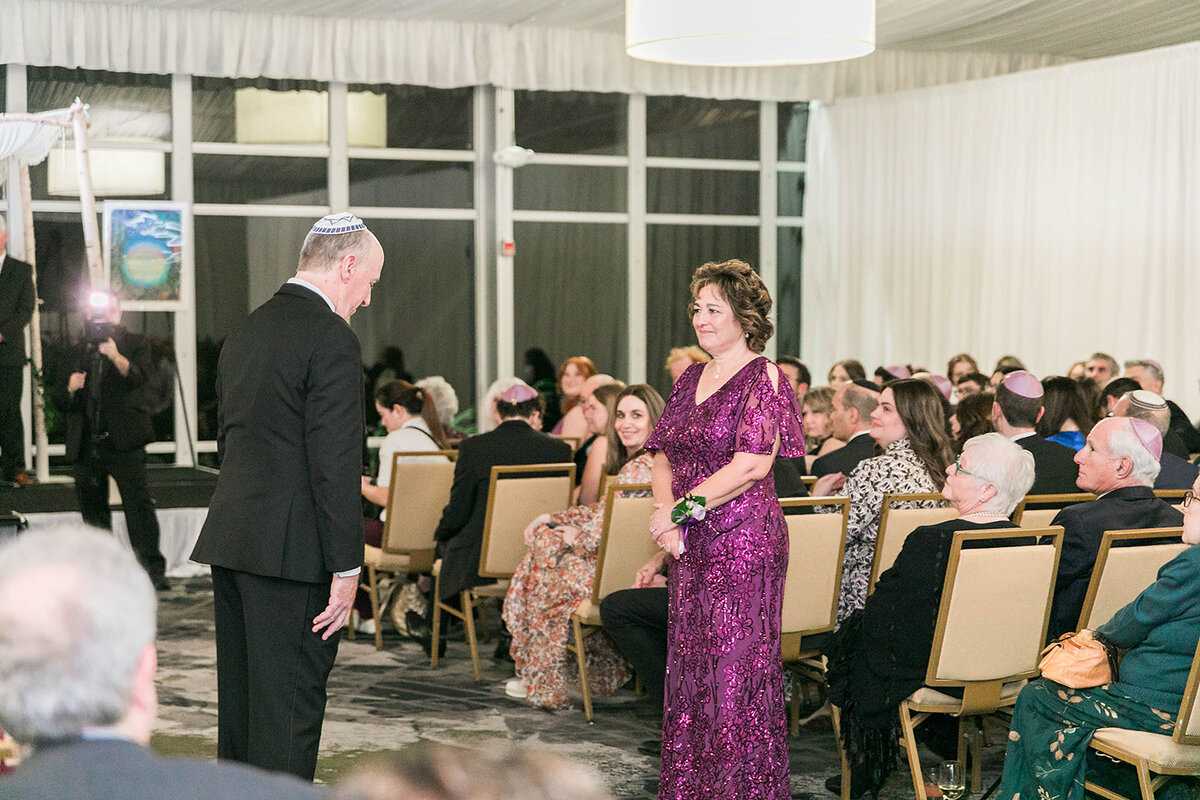 Eliana-Melmed-Photography-Chicago-LosAngeles-Jewish-WeddingPhotography-Chuppah-00056