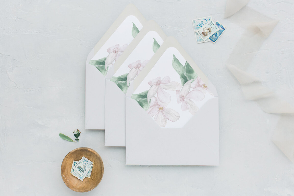 A&B_SageWeddings_dogwoods_liners_1500px