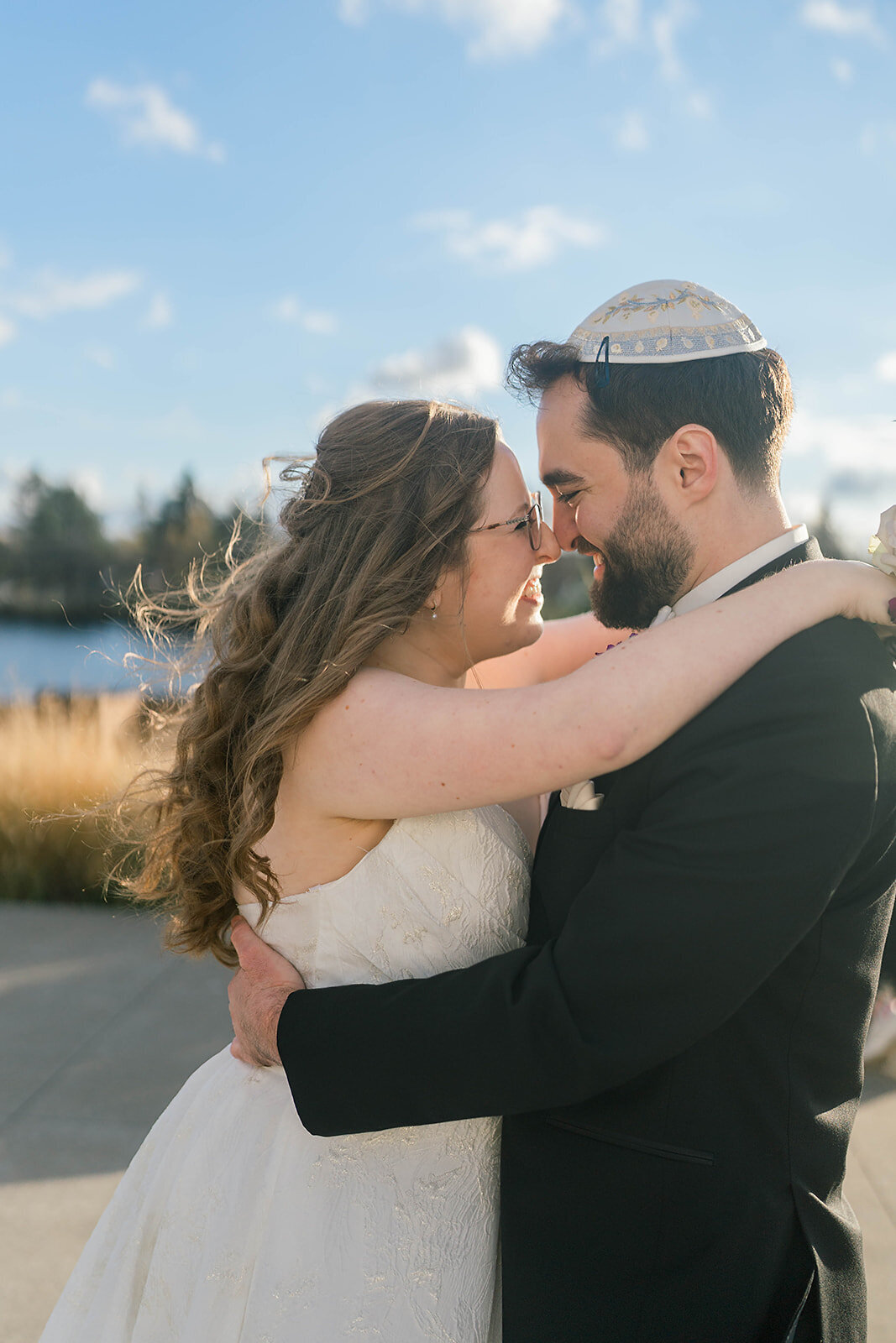 Eliana-Melmed-Photography-Chicago-LosAngeles-Jewish-WeddingPhotography-CouplePortrait-00113