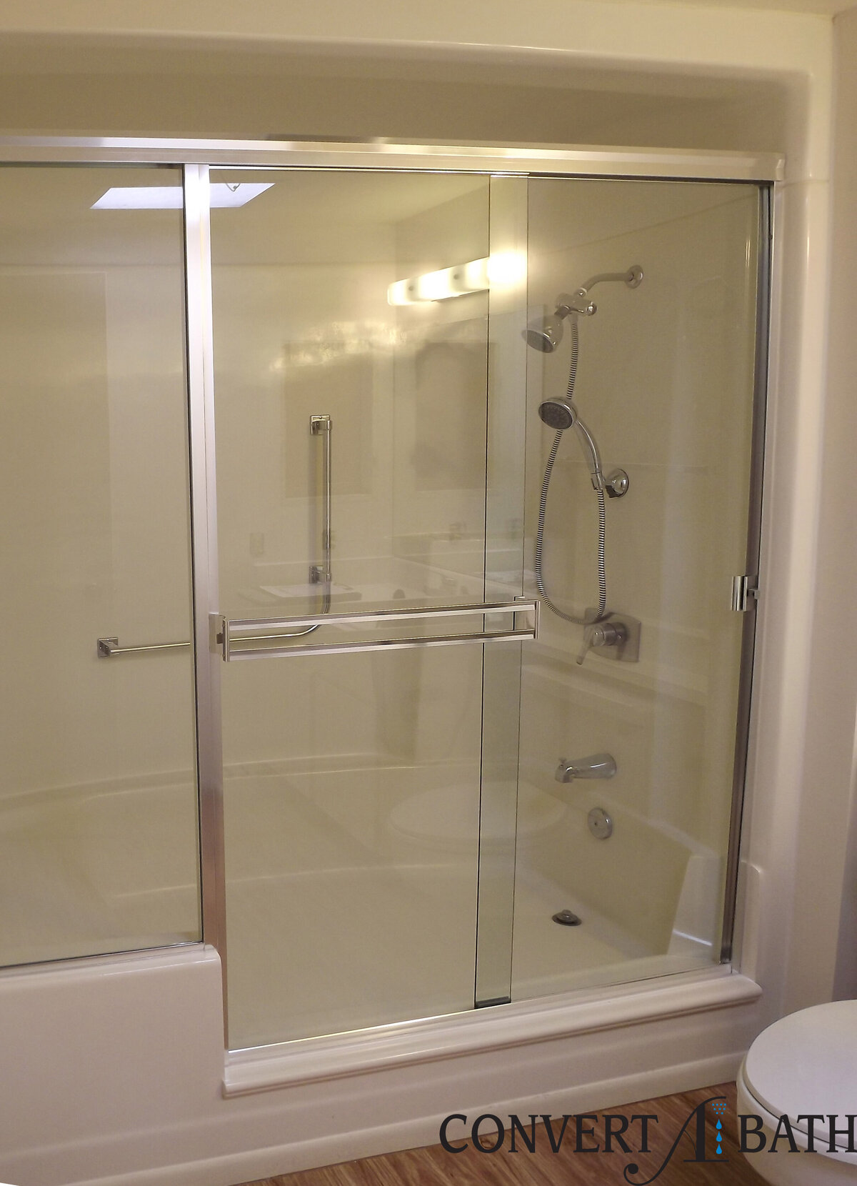 Full cut with inline seat fixed panel