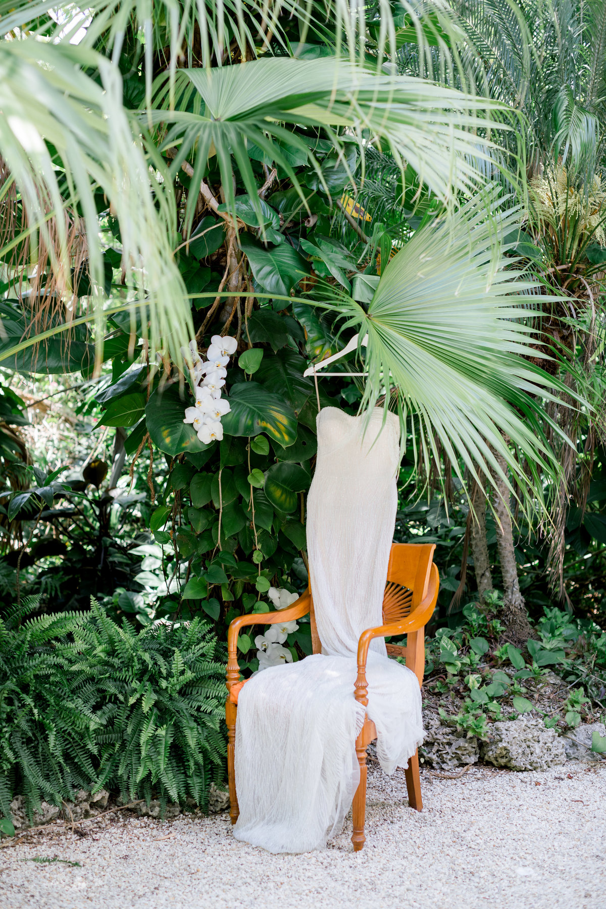 Tropical Florida Garden Wedding Photography by Erica Melissa