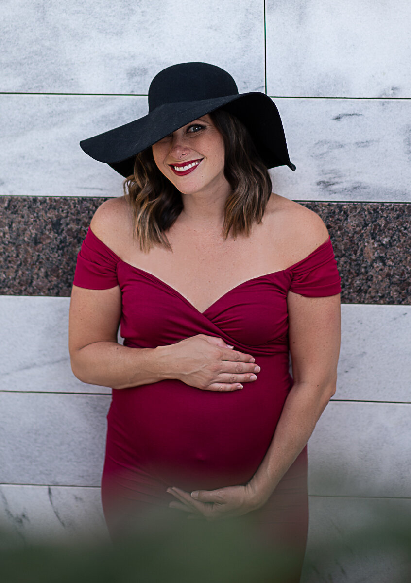 Kelly Maternity Session Art Museum_20220710_347-Edit