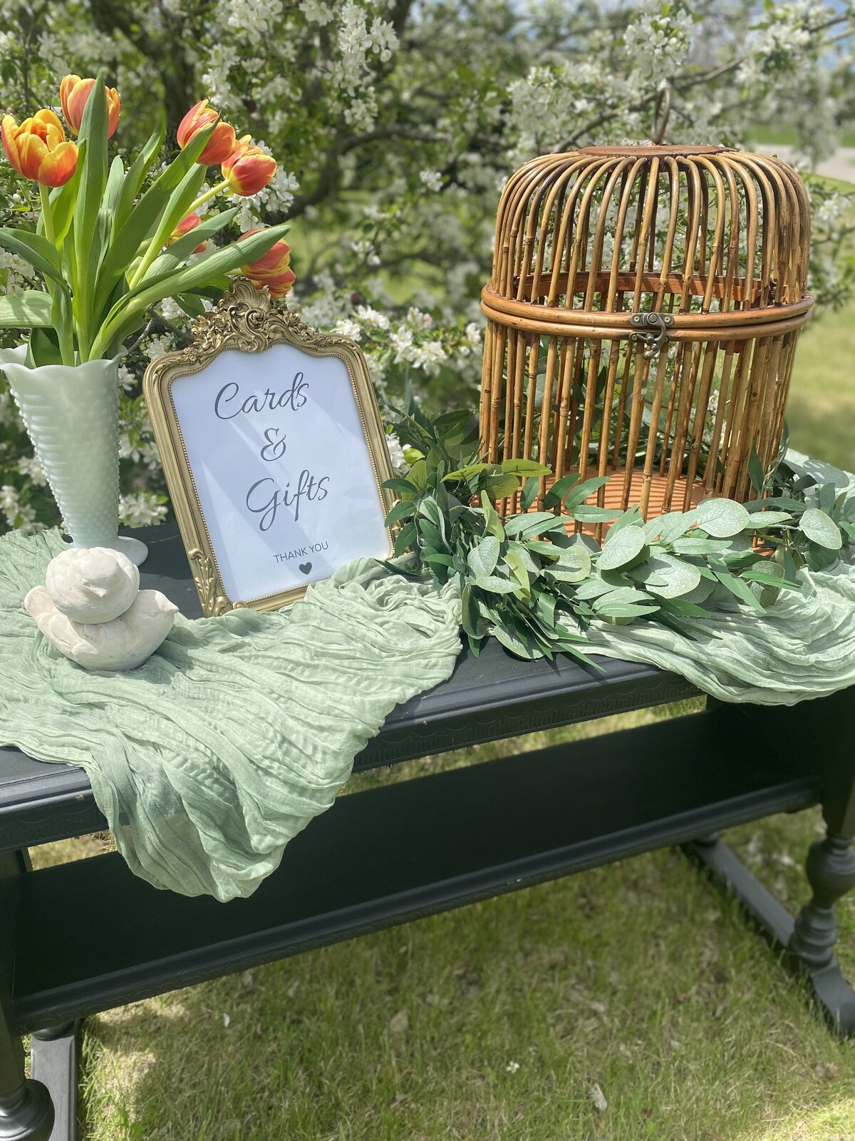 Cards and Gift Table Styled