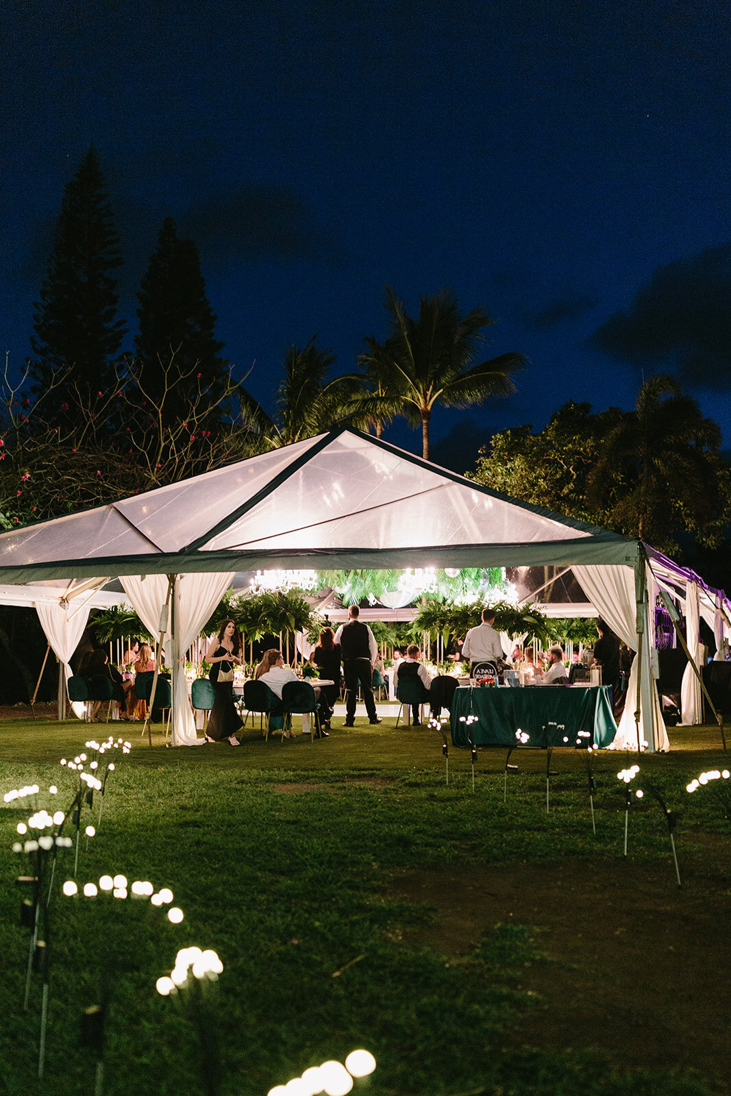 0777.Finishing Touch Hawaii wedding planner events charity fundraiser corpoate events.Finishing Touch Hawaii wedding planner events charity fundraiser corporate events