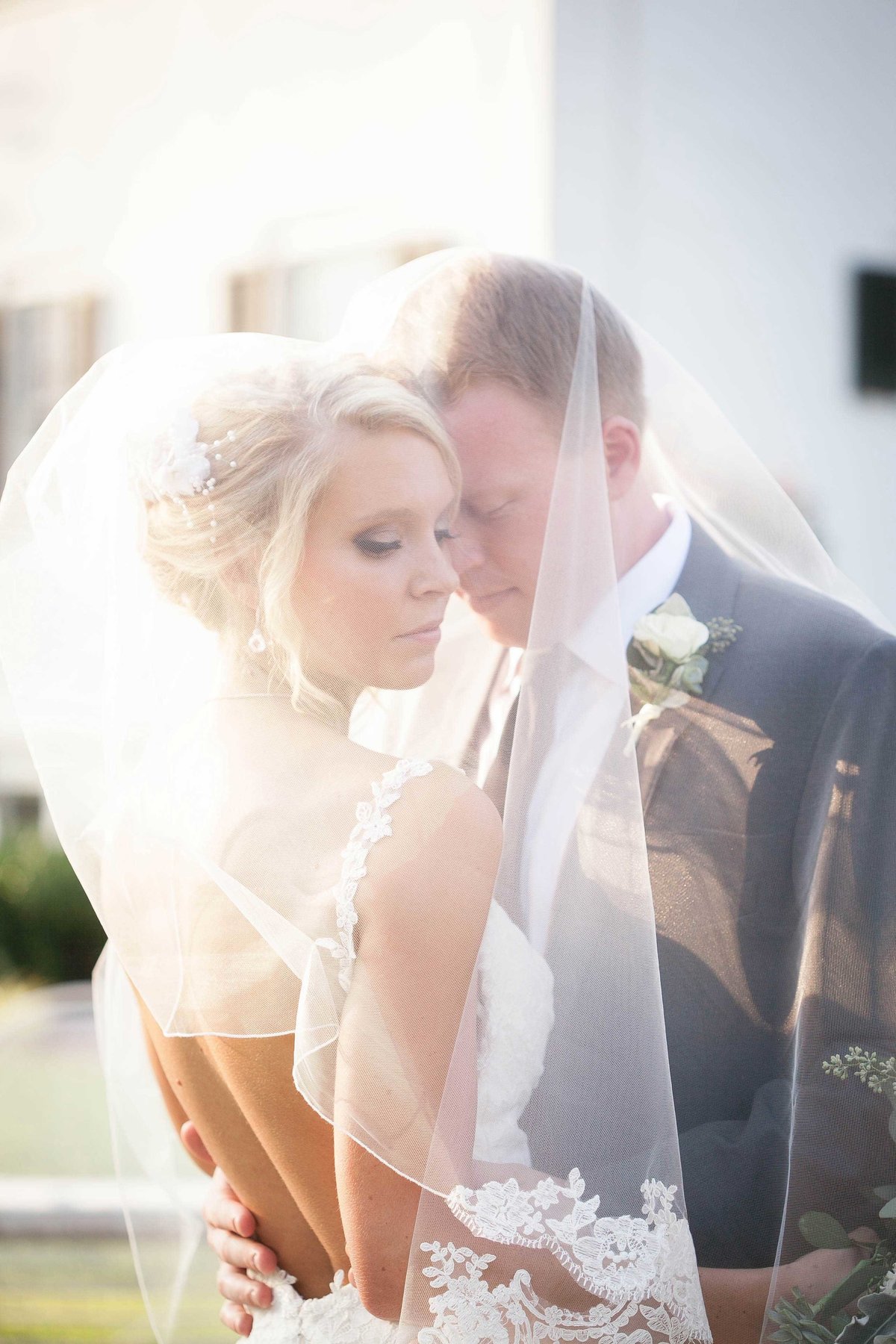 bride-groom_20143461603_o[1]