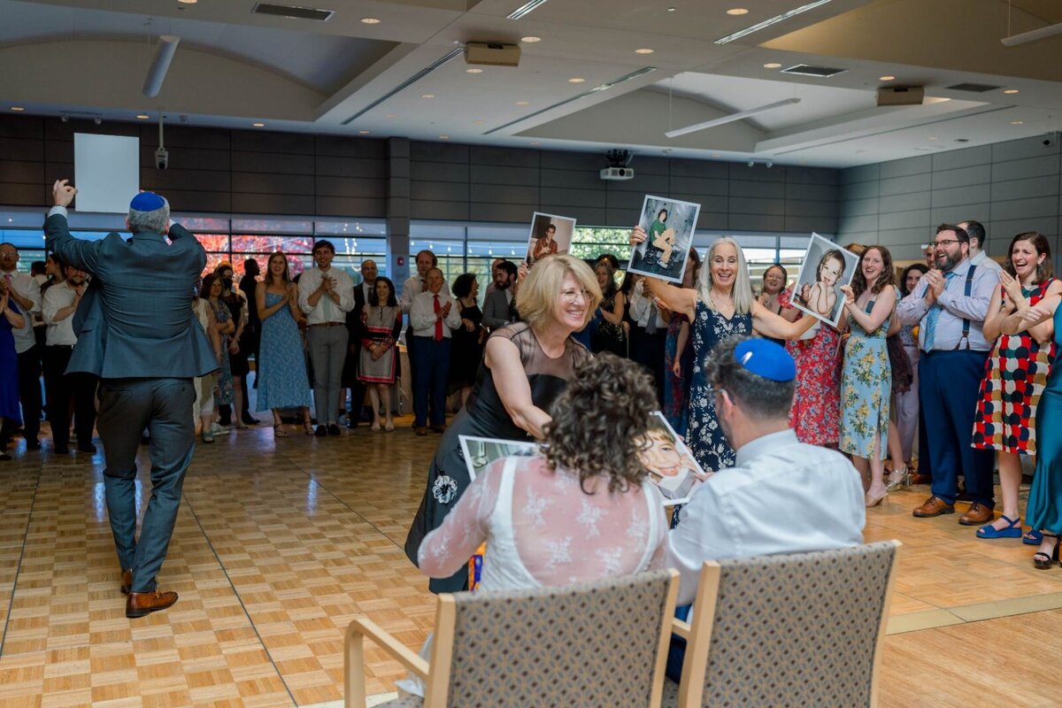 Eliana-Melmed-Photography-Chicago-LosAngeles-Jewish-WeddingPhotography-ShulaNoah-Shtick-00109