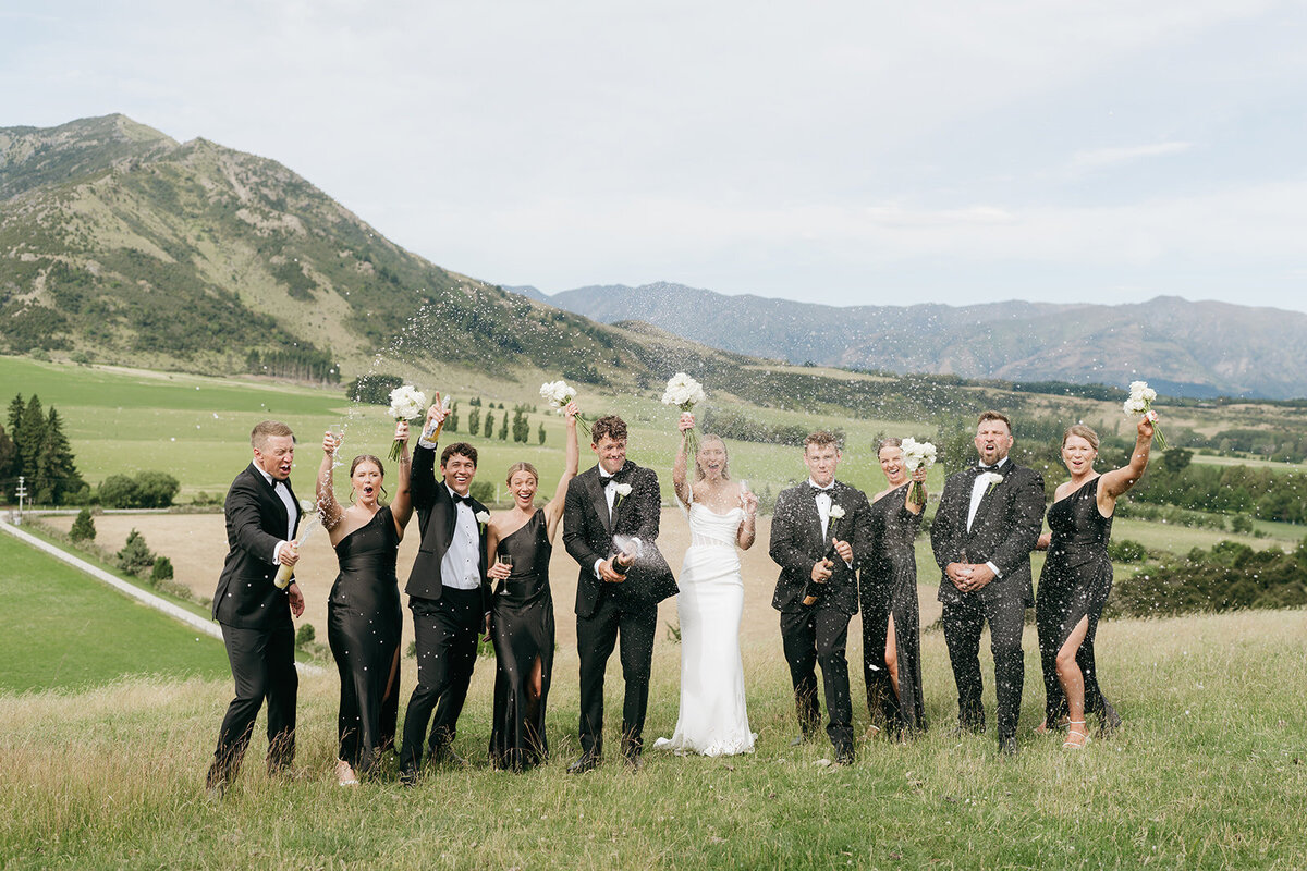 Melissa Clark Photography - Queenstown Wedding Photographer - Brenna & Taylor - Lookoutlodge Wedding-419