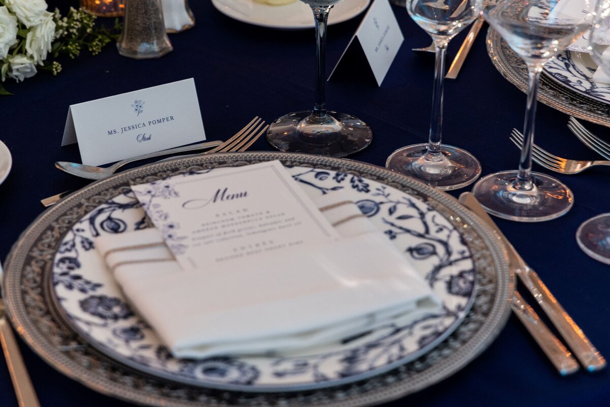 Event-Planning-DC-Wedding-Fairmont-Hotel-Tablescape-Blue-Michael-Kress-Photo