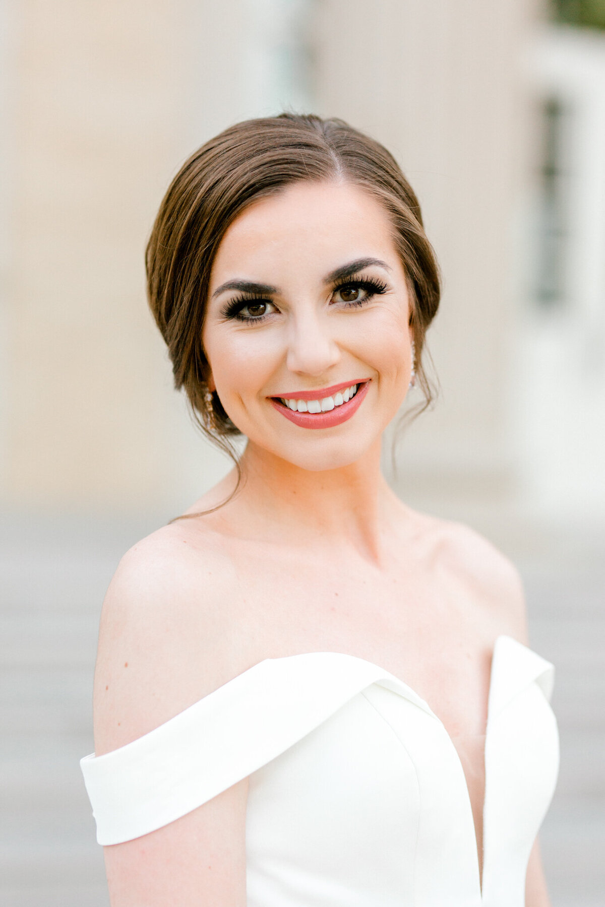 Lexi Broughton Bridal Portraits at TCU Robert Carr Chapel Fort Worth, Texas | Sami Kathryn Photography | Dallas DFW Wedding Photographer | R. Love Floral Blush and Peach Bouquet-17