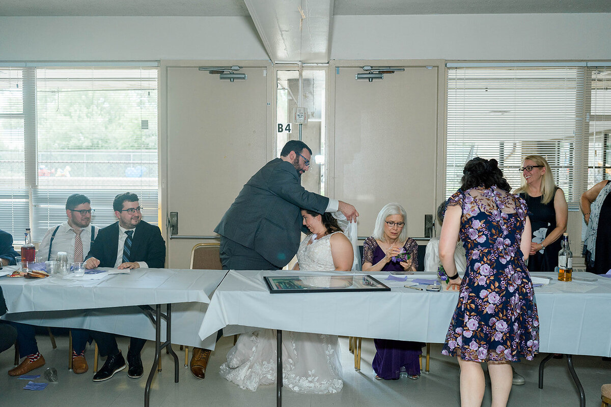 Eliana-Melmed-Photography-Chicago-LosAngeles-Jewish-WeddingPhotography-ElianaSklar-Tisch-00199