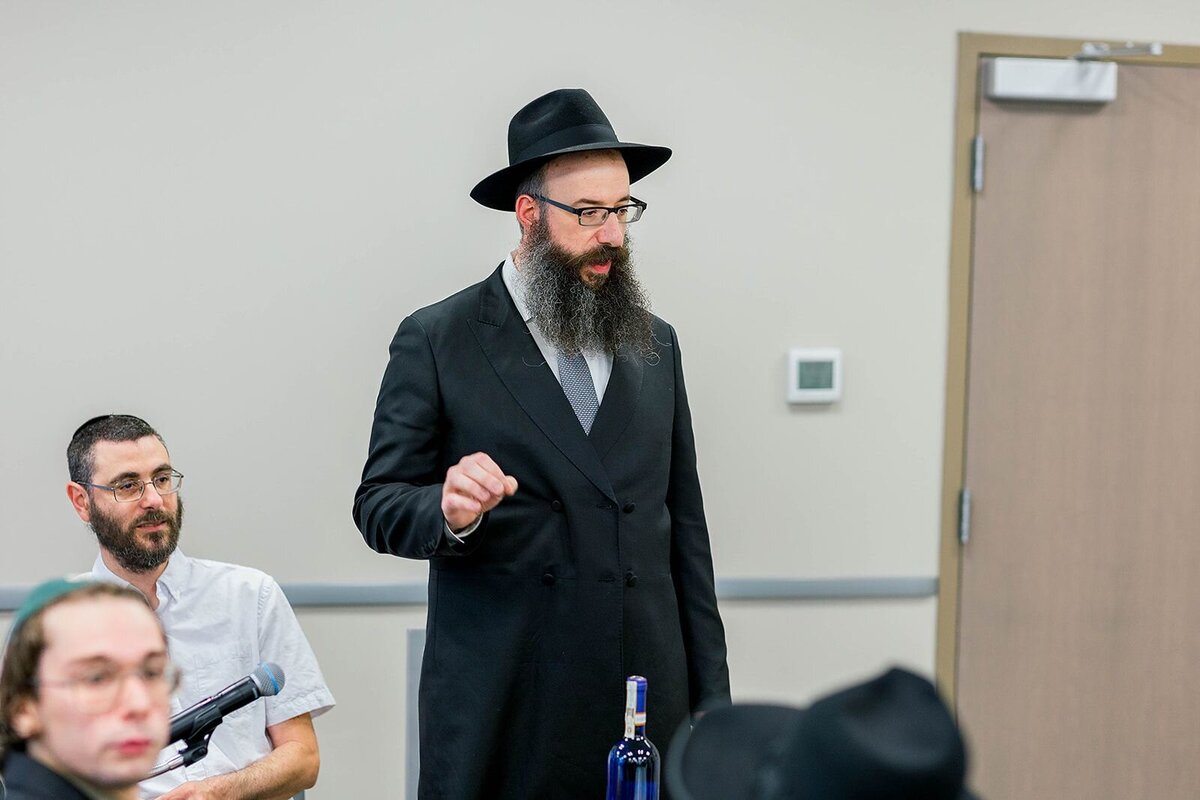 Eliana-Melmed-Photography-Chicago-LosAngeles-Jewish-WeddingPhotographer-CarmiKalman-Tisch-00135