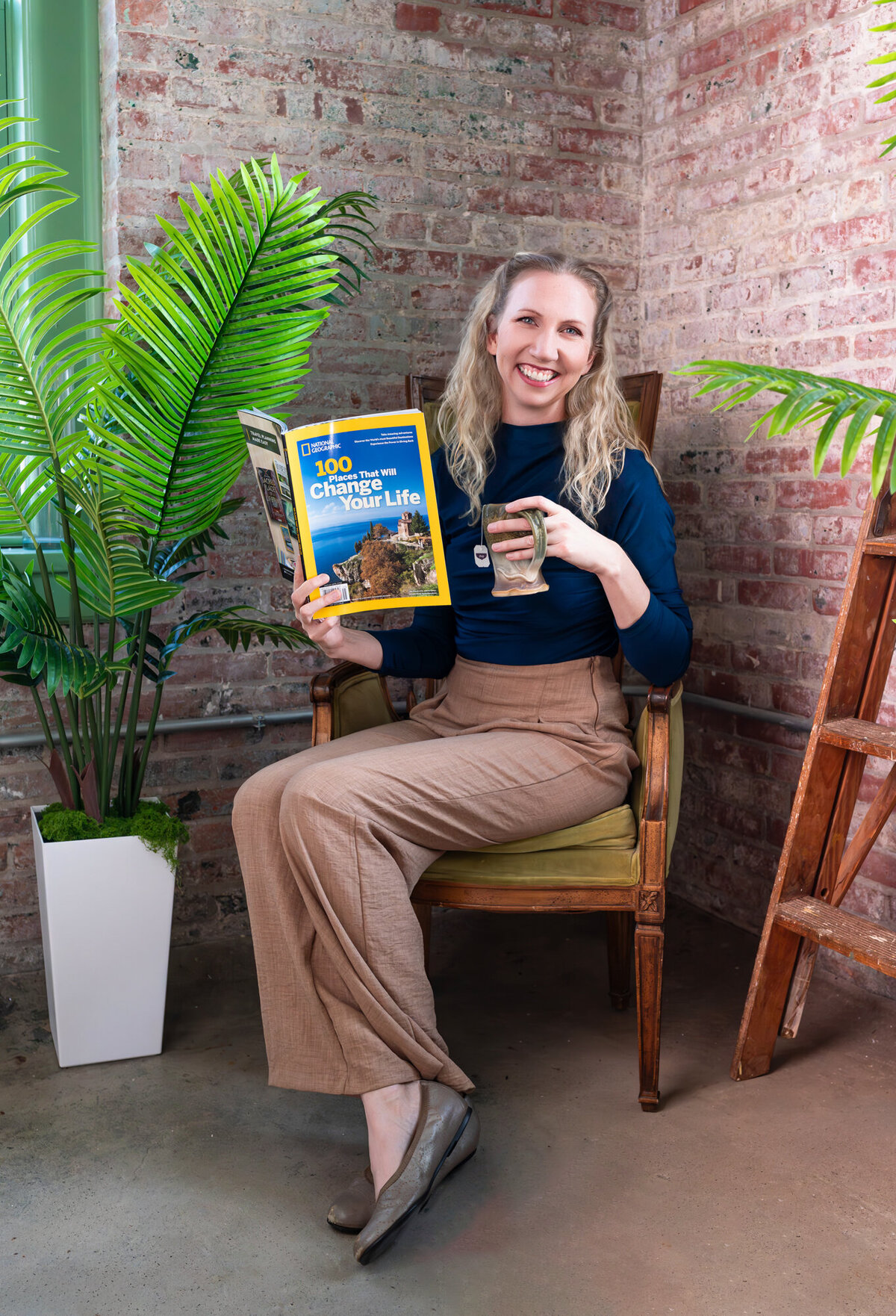 Ingrid-smiles-with-her-favorite-magazine-during-her-baltimore-brand-session