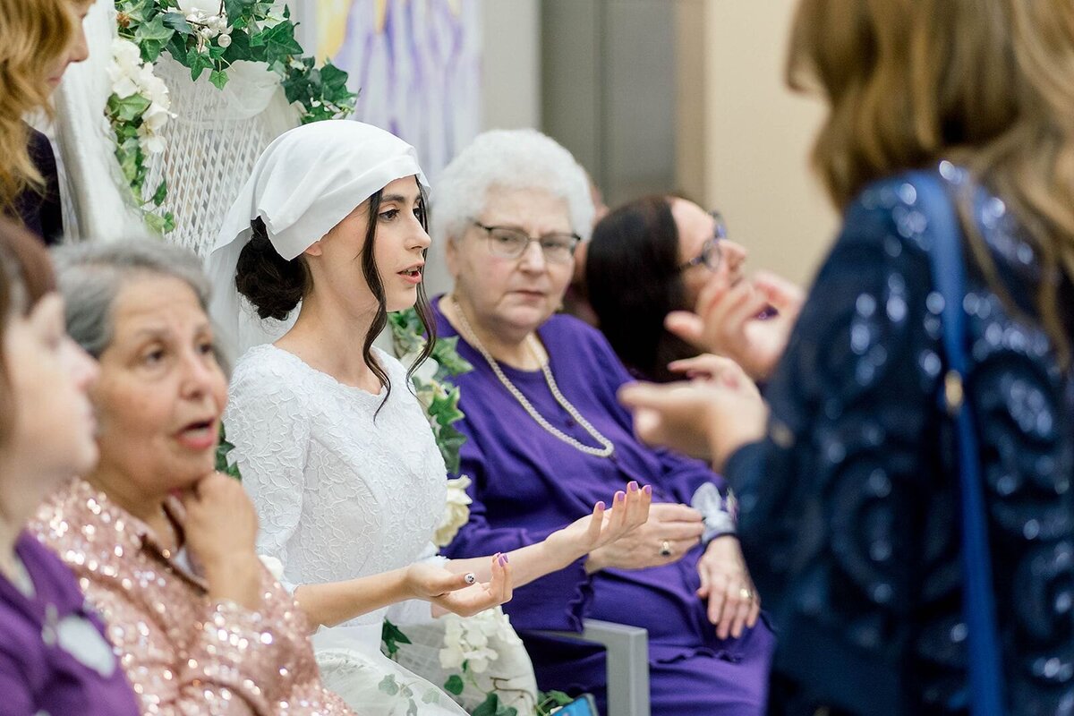 Eliana-Melmed-Photography-Chicago-LosAngeles-Jewish-WeddingPhotographer-CarmiKalman-KabbalatPanim-00080