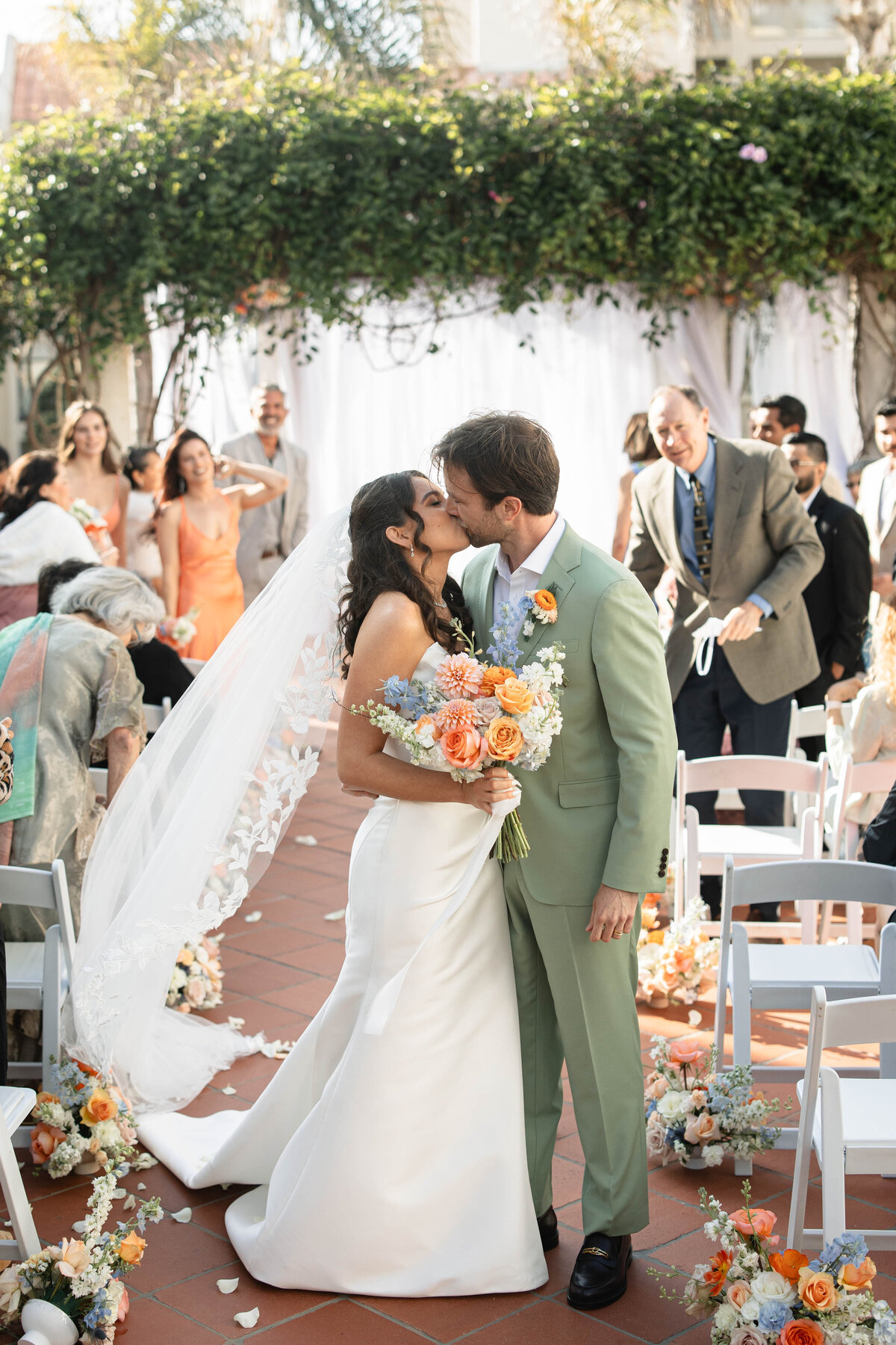 DavisWeddingPreviews_NiaRowlandPhoto-95