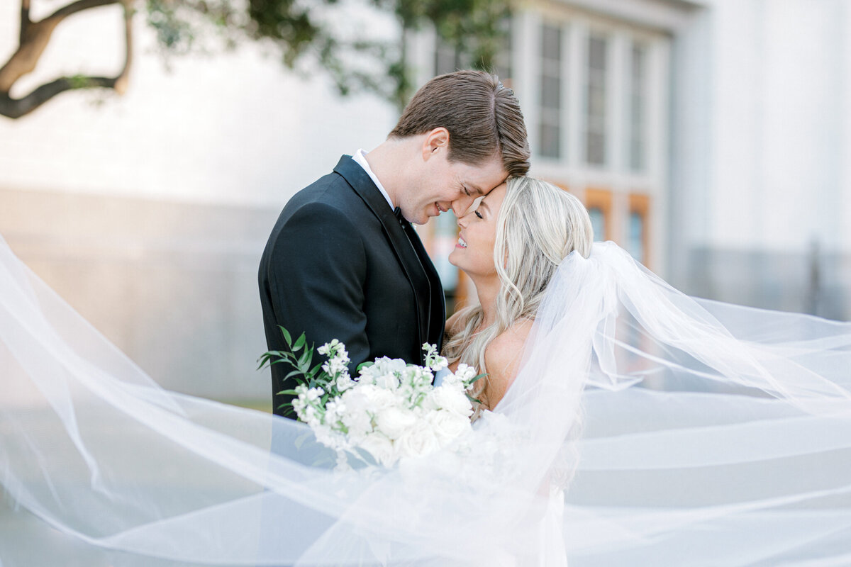 Madison & Michael's Wedding at Union Station | Dallas Wedding Photographer | Sami Kathryn Photography-140