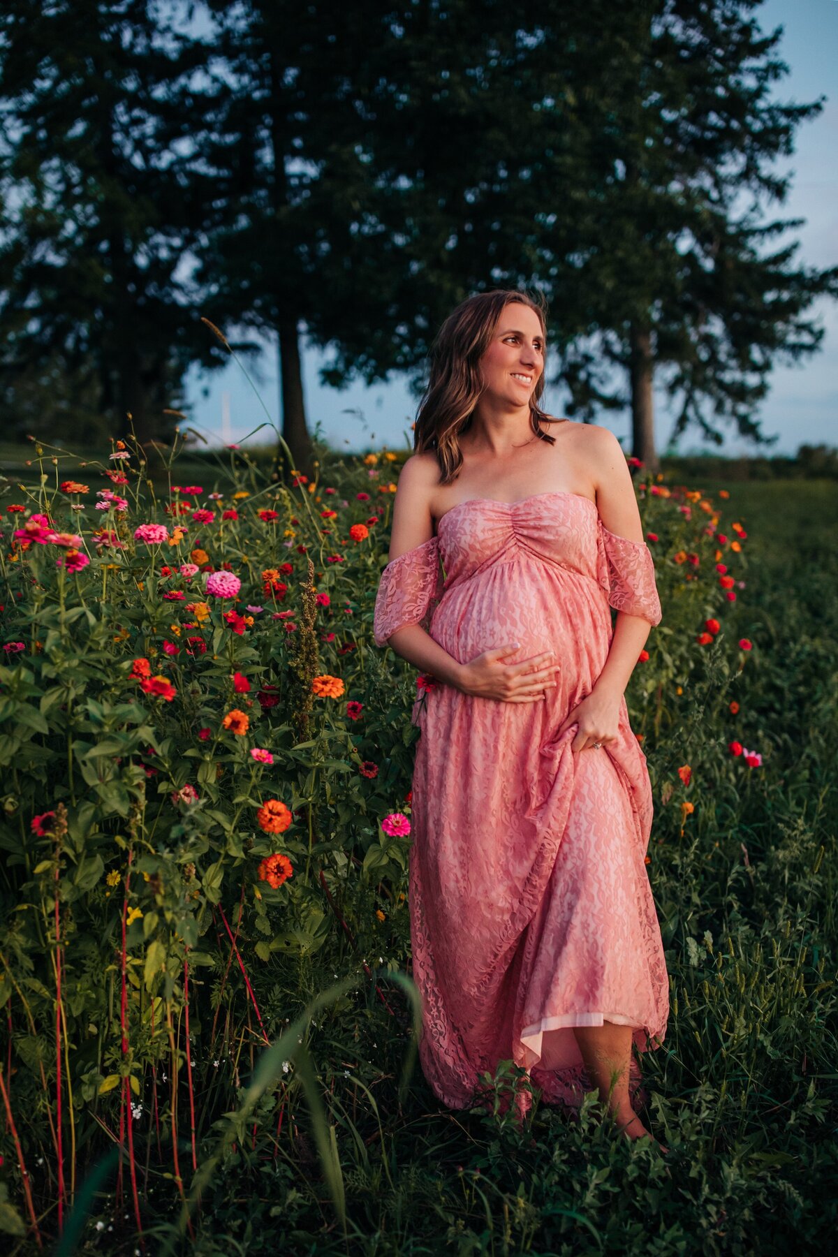 Outdoor-Country-Maternity-Session-MIlwaukee17