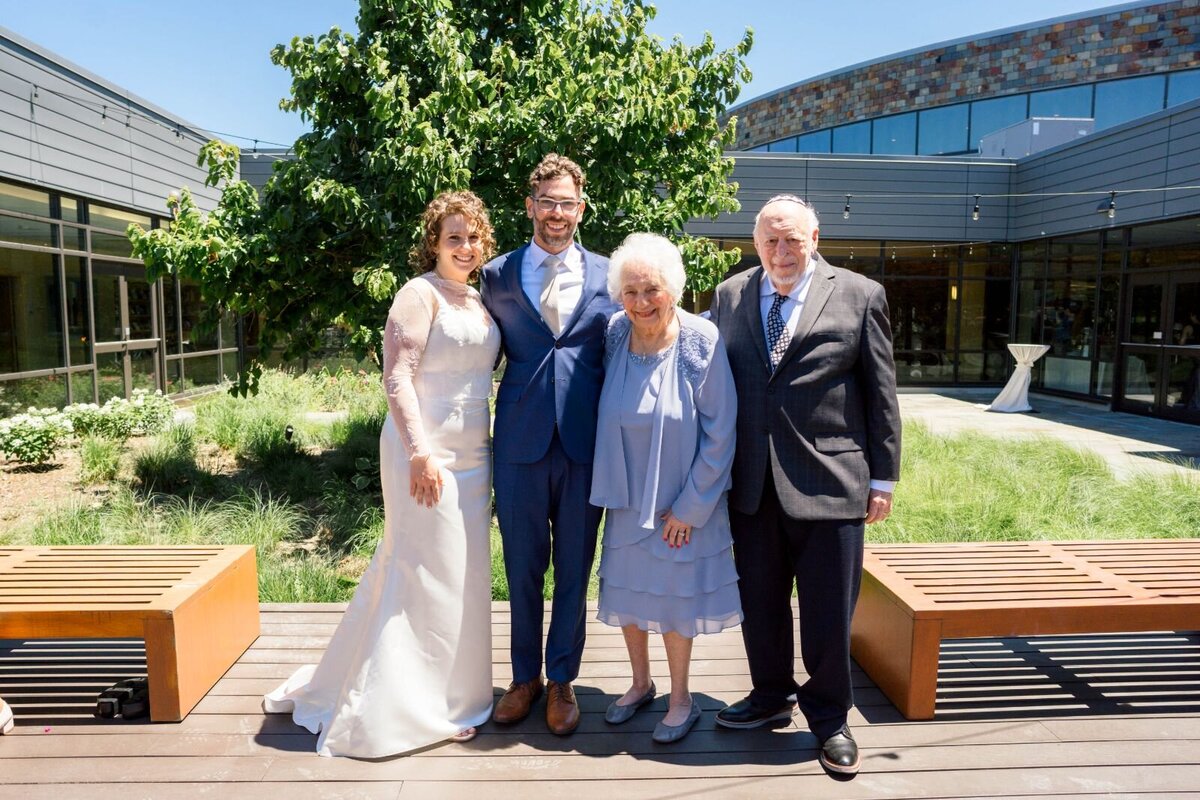 Eliana-Melmed-Photography-Chicago-LosAngeles-Jewish-WeddingPhotography-ShulaNoah-FamilyFormals-00125