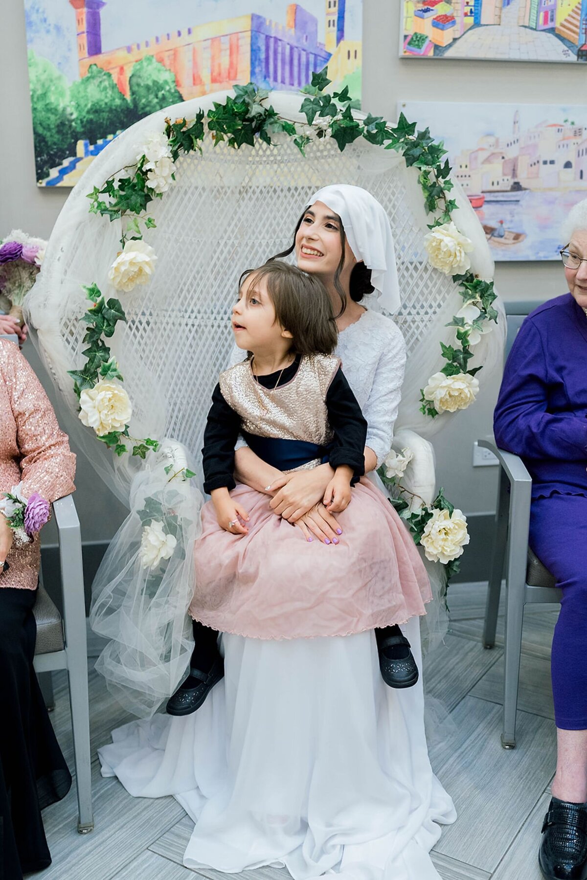 Eliana-Melmed-Photography-Chicago-LosAngeles-Jewish-WeddingPhotographer-CarmiKalman-KabbalatPanim-00053