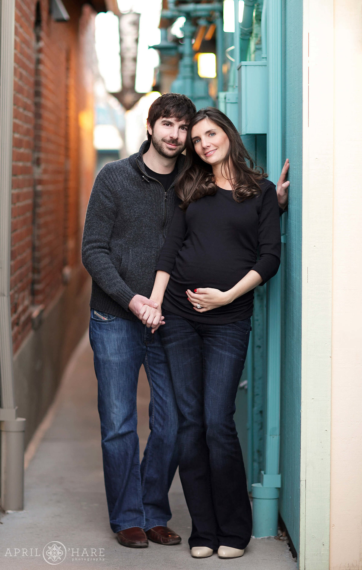 Cute Urban Maternity Photography Session in the Highlands Neighborhood