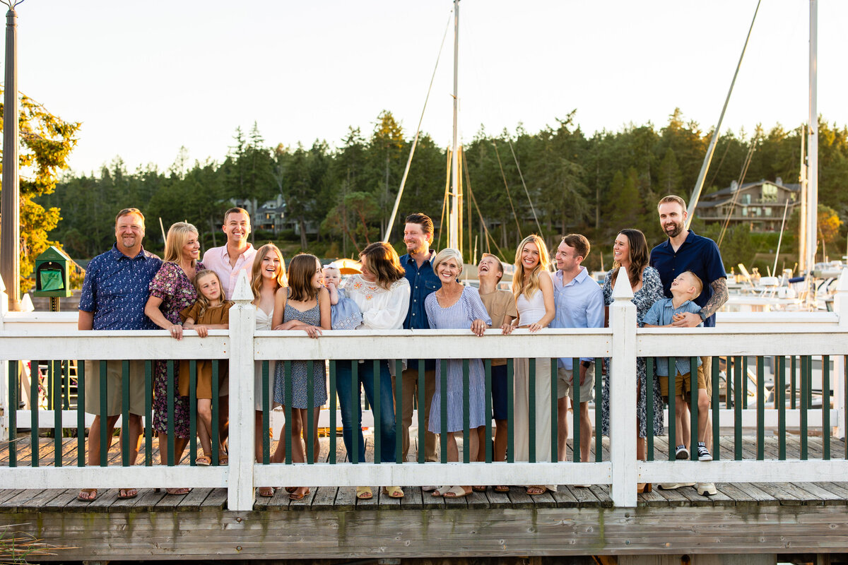 Roche-Harbor-Resort-family-and-engagement-photography-37