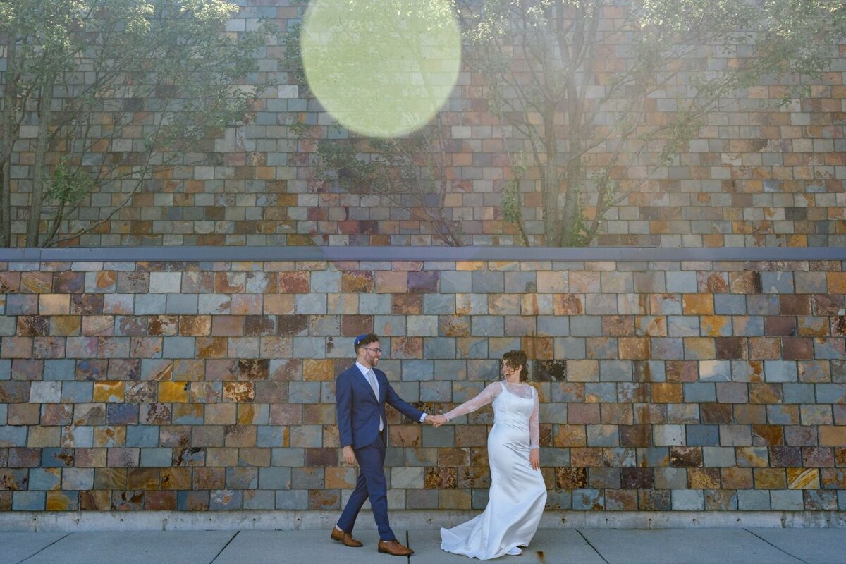 Eliana-Melmed-Photography-Chicago-LosAngeles-Jewish-WeddingPhotography-ShulaNoah-CouplesPortraits-00056